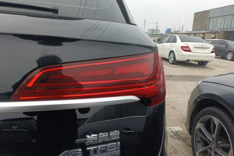 Used Audi Q5L 2022 Updated 45T Luxury Dynamic Version