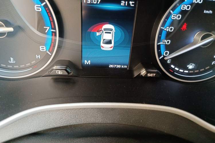 Used Geely Auto Emgrand 2019 Leading Edition 1.5L Manual Luxury Model China VI Standard
