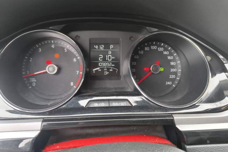 Used Volkswagen Bora 2017 1.6L Automatic Comfort Model Instrument Cluster