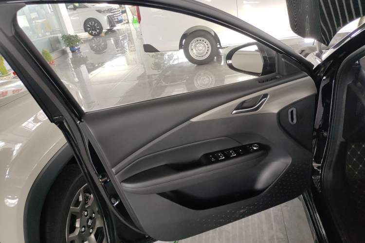 Used Wuling Xingguang 2024 Co-Creation Edition 510 Advanced Model