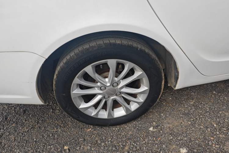 Used Geely Auto Vision 2015 1.5L Manual Happiness Edition