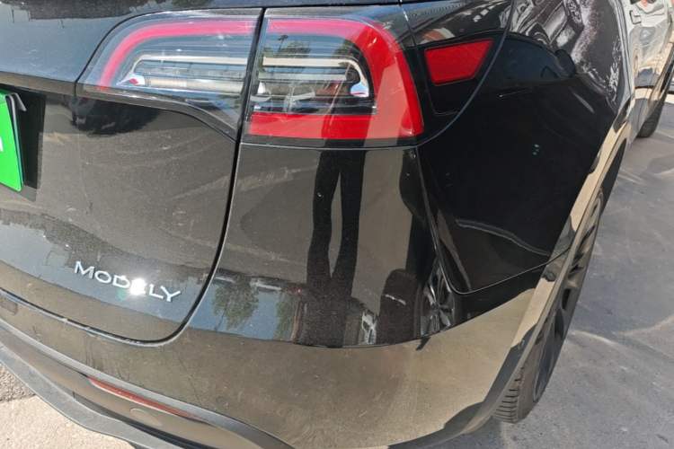 Used Tesla Model Y 2022 Rear-Wheel-Drive Version