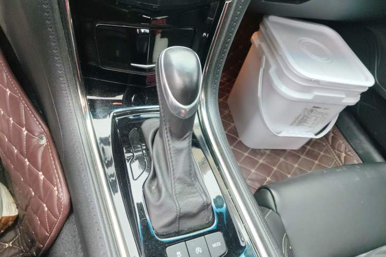 Used Cadillac ATS-L 2017 28T Tech Edition Gear Lever