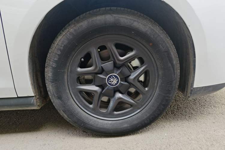 Used BYD Qin PLUS 2025 DM-i Smart Drive 55KM Leading Model
