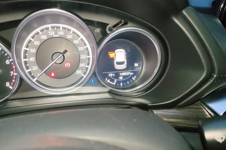 Used Mazda CX-5 2017 2.5L Automatic 4x4 Flagship Version China V Standard Odometer Close Up