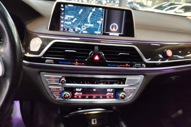 Used BMW 7 Series 2016 730Li Leading Model
