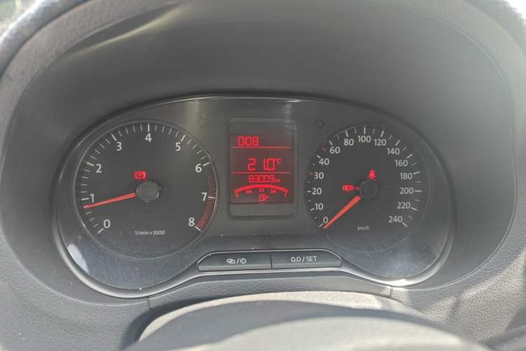 Used Volkswagen Polo 2013 1.4L Manual Fashion Edition

