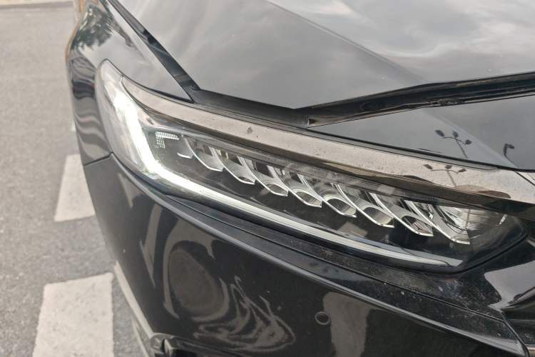 Used Honda Accord 2022 260TURBO Phantom Night · Prestige Edition Right Front Headlight