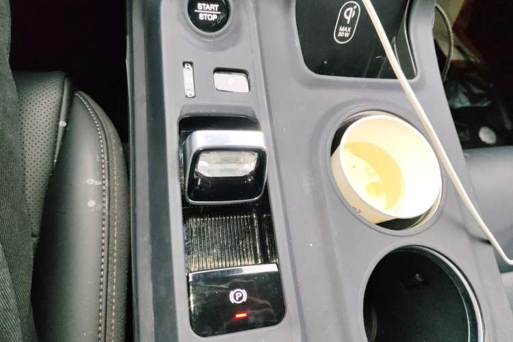 Used GAC Trumpchi Trumpchi E8 2024 Honor Series 2.0L Honor Edition