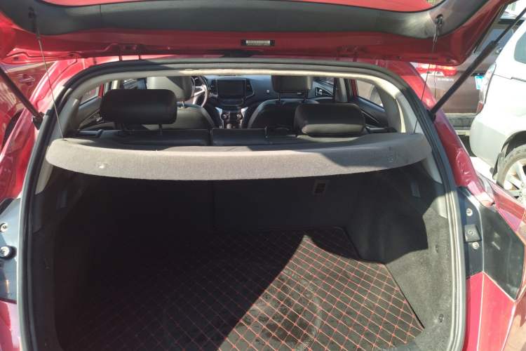 Used CHANGAN Eado 2013 1.6L Automatic Junku Model China IV Standard Trunk