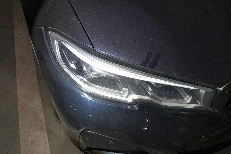 Used BMW 3 Series 2021 325i M Sport Night Edition package
