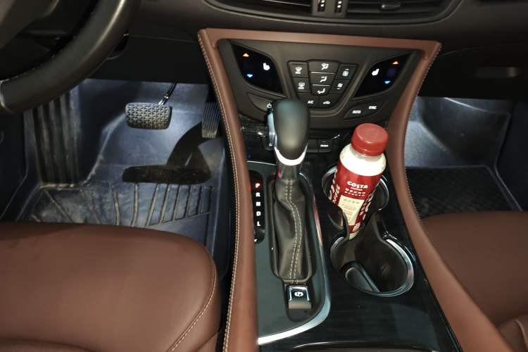 Used Buick Envision 2018 28T Four-Wheel Drive Luxury Model Gear Lever