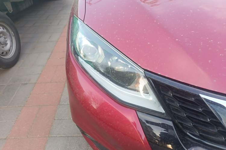 Used Nissan Tiida 2020 1.6L CVT Smart Enjoyment Edition Right Front Headlight