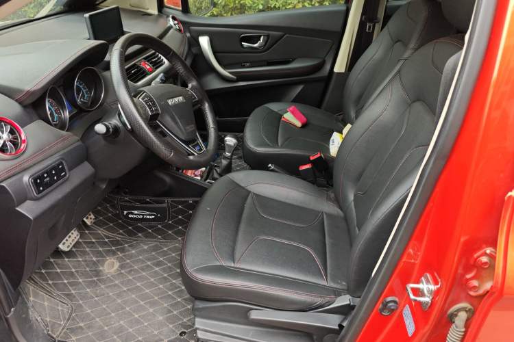 Used Haval H1 2016 Revised Version Blue Badge 1.5L AMT Luxury Edition
