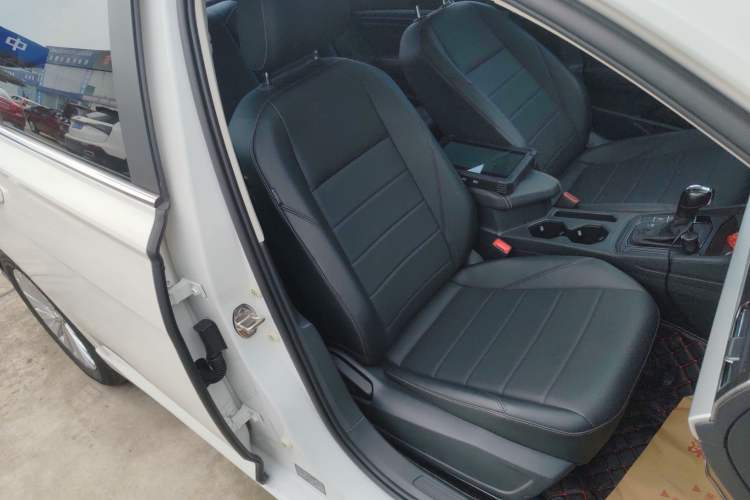 Used Volkswagen Lavida 2019 1.5L Automatic Comfort Edition China VI Standard Right Front Seat