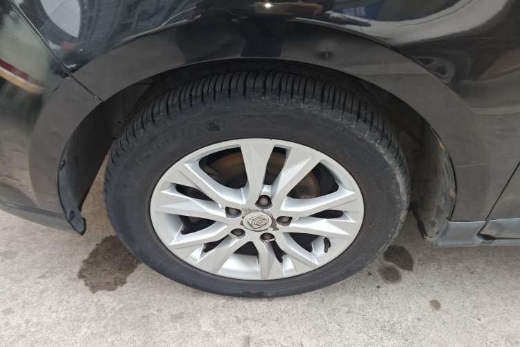 Used Baojun 730 2016 1.5T Manual Comfort Version 7 Seats