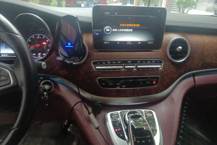 Used Mercedes-Benz V-Class 2018 V 260 L Prestige Extended Version China VI Audio And AC Panel