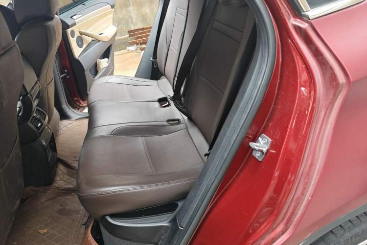 Used BMW X6 2011 xDrive35i
