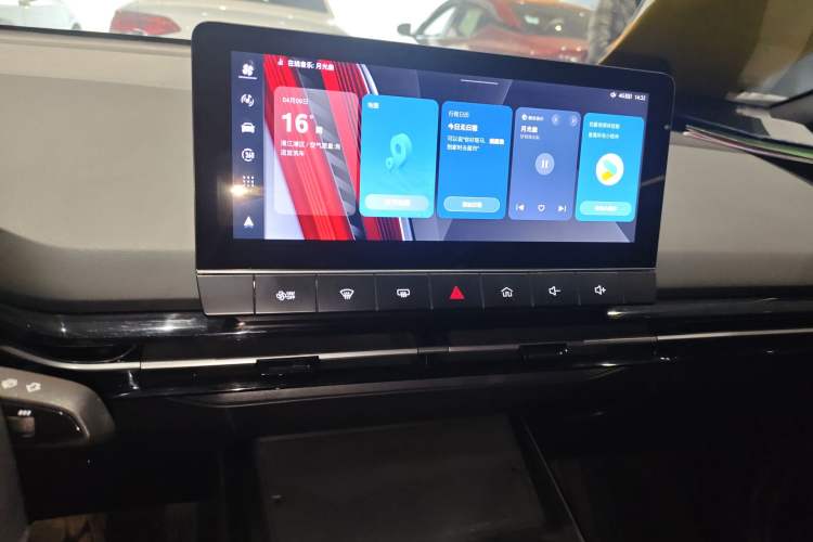 Used MG 4 EV 2022 425 km Luxury Edition Audio And AC Panel