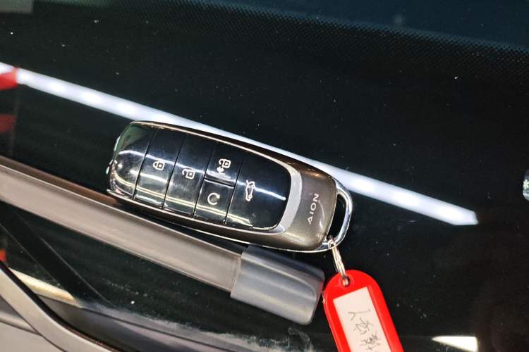 Used AION Y 2022 Plus 70 Smart Edition Vehicle Key