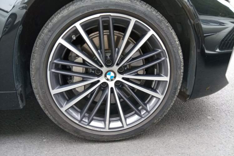 Used BMW 5 Series 2023 530Li Leading Model M Sport Package