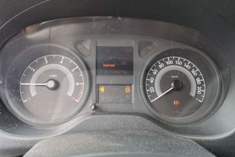 Used Peugeot 301 2014 1.6L Manual Comfort Edition
