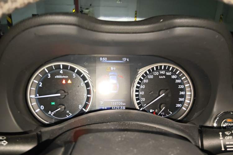 Used Infiniti Q50L 2018 2.0T Enjoyment Edition China V standard
