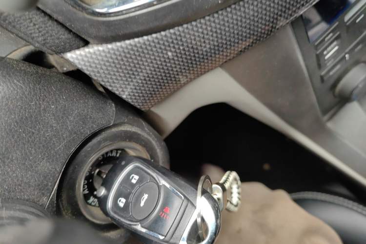 Used Chevrolet Captiva 2012 2.4L Two-Wheel Drive City Edition 5 Seats