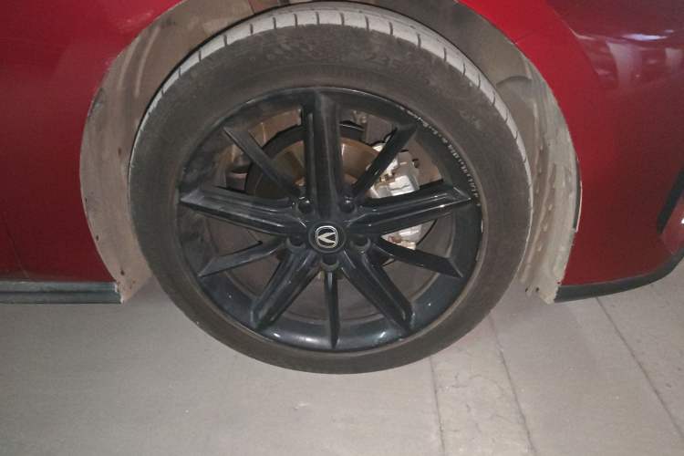 Used Changan UNI-V 2022 1.5T Prestige Version