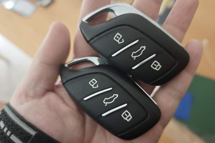 Used Roewe D7 2025 DMH 125km World Champion Edition