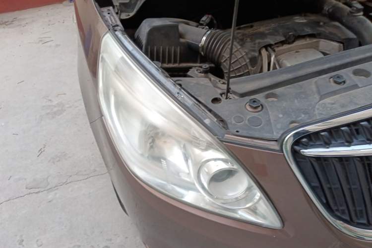 Used Buick GL8 2018 28T Luxury Model China VI Standard Right Front Headlight