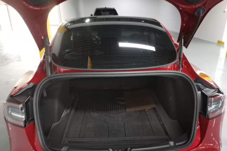 Used Tesla Model 3 2022 Rear-Wheel-Drive Version
