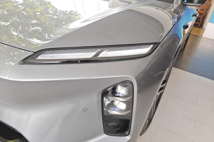 Used Nio ET5T 2025 Model Champion Commemorative Edition, 75kWh Touring