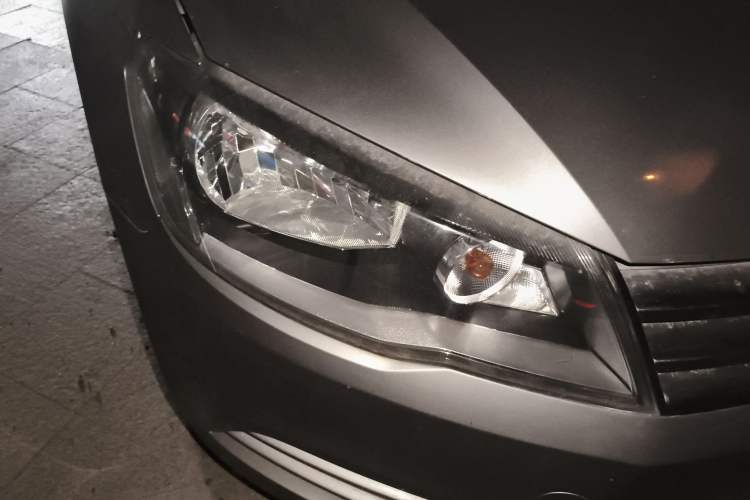 Used Volkswagen Jetta 2013 1.6L Manual Fashion Edition