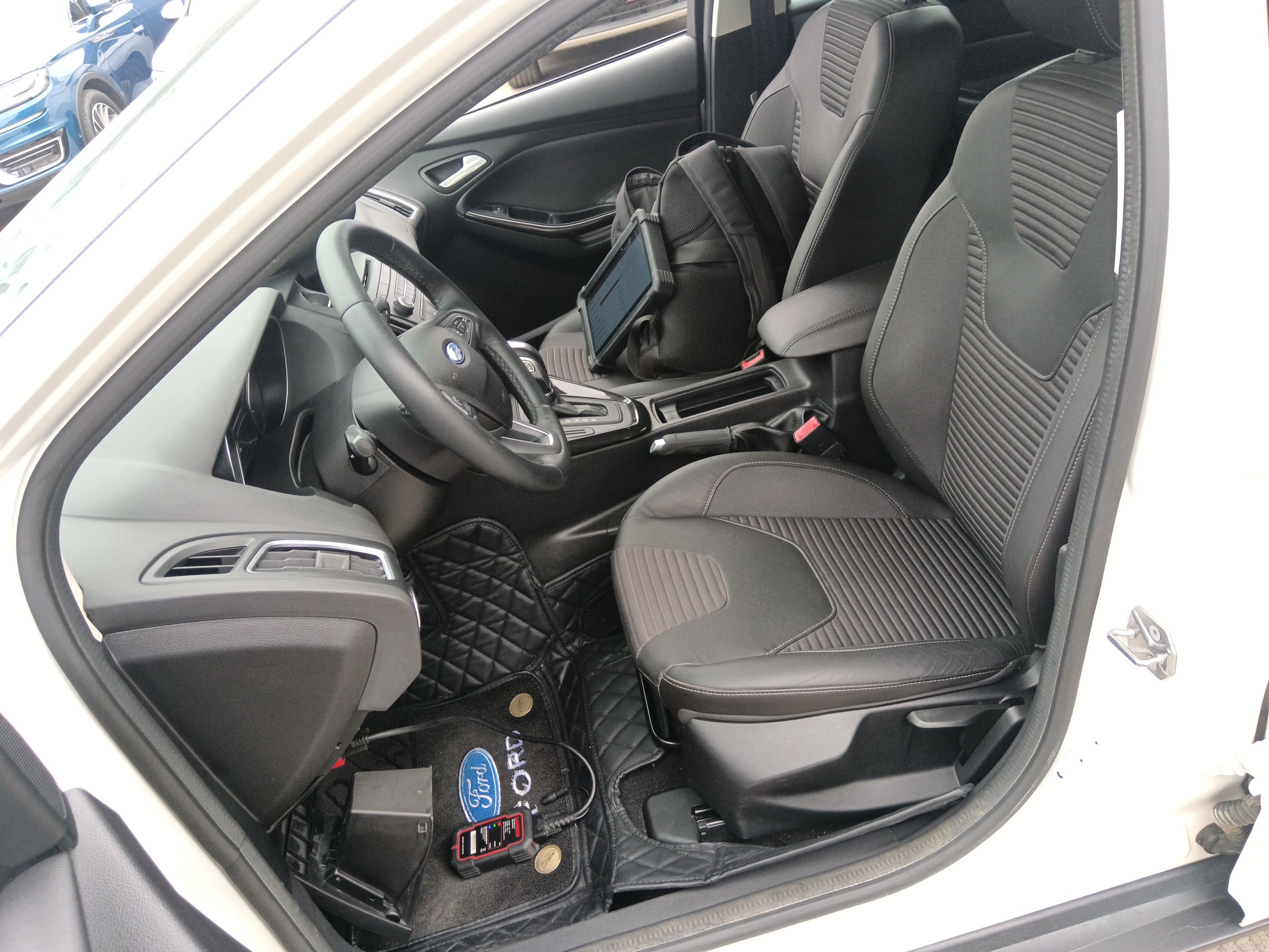Interior delantero