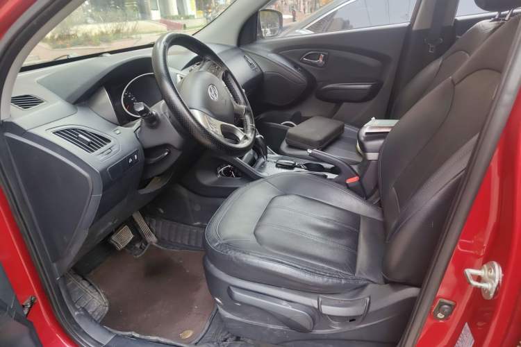 Used Hyundai ix35 2010 2.0L Automatic Two-Wheel Drive Elite Edition GLS