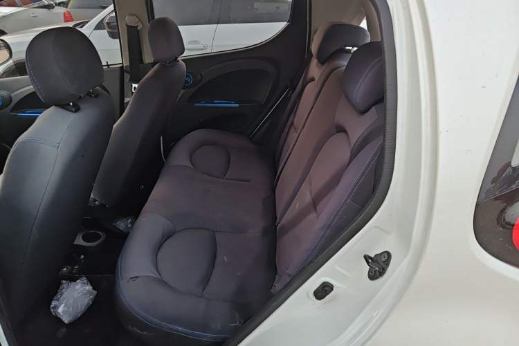 Used JMEV E200L 2018 E200L Standard Model (250 km)
