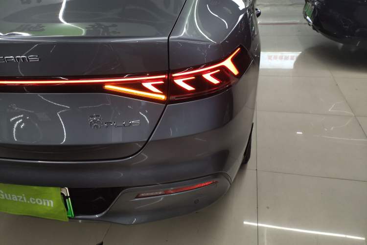 Used BYD Qin PLUS 2024 HONOR Edition DM-i 55KM Leading Model
