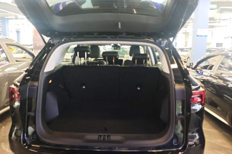 Used Ford Equator Sport 2023 EcoBoost 170 Platinum Edition
