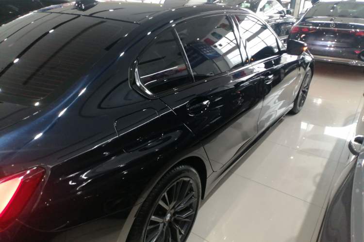 Used BMW 3 Series 2023 325Li M Sport Night Edition Package Rear Right 45 Deg