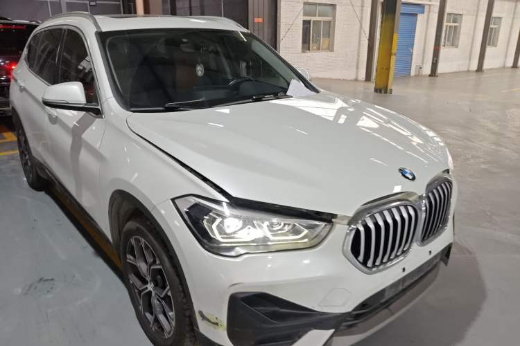 Used BMW X1 2020 sDrive25Li Leading Model Front Right 45 Deg