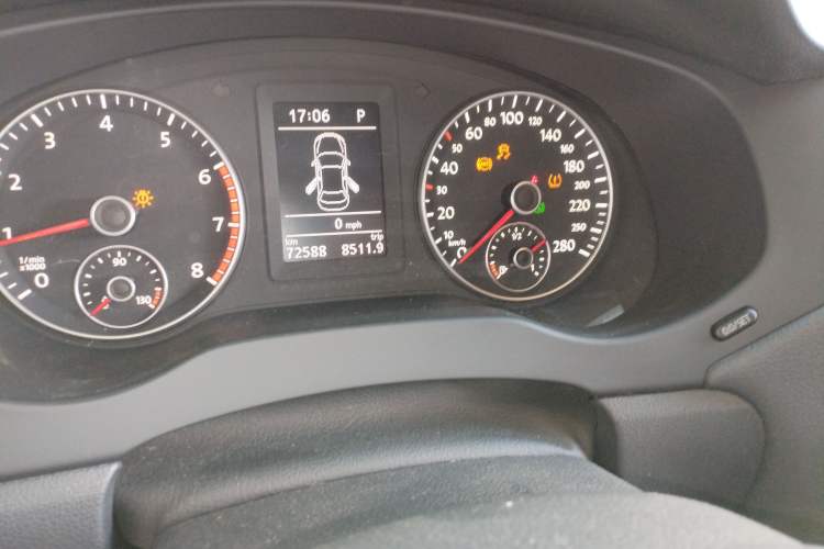 Used Volkswagen Sagitar 2014 Revised Version 1.4TSI Automatic Luxury Edition