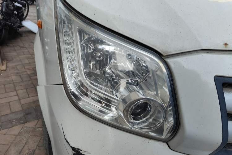 Used Foton Toano 2017 2.8T Facelifted E Van Long Wheelbase 4J28TC3
