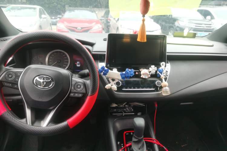 Used Toyota Levin 2022 185T CVT Sport Edition Center Console