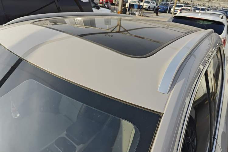 Used BYD Song PLUS New Energy 2023 Champion Edition EV 520KM Luxury Model
