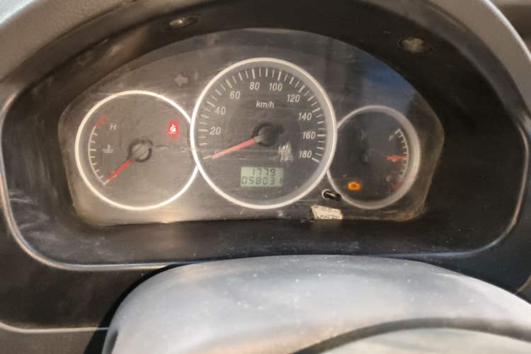 Used Dongfeng Xiaokang K07S 2016 1.2L Practical Version DK12-10 Odometer Close Up