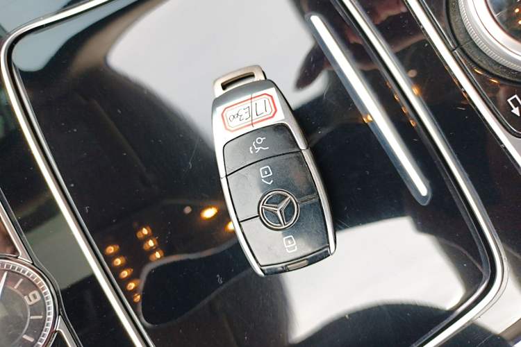 Used Mercedes-Benz E-Class 2017 E 300 L Sport Luxury Edition