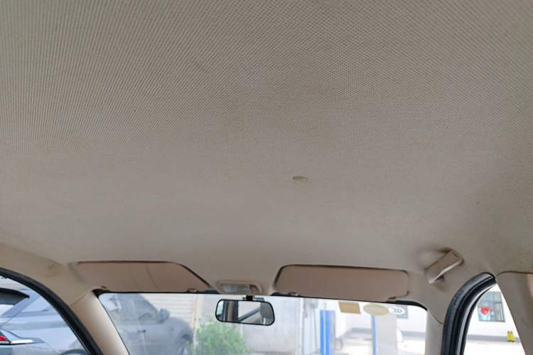 Used Wuling Hongguang 2015 1.2L S Base Model China IV
