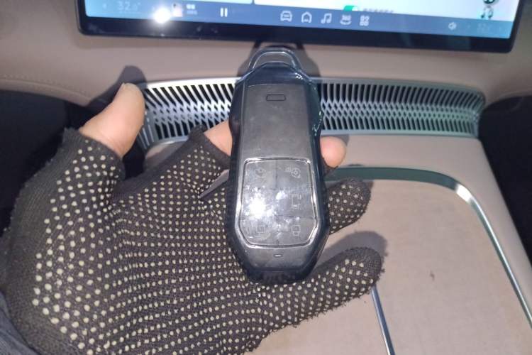 Used XPeng X9 2025 650 Long-Range Max