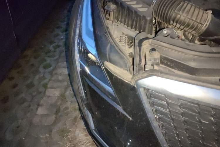 Used Cadillac XT5 2022 2.0T Two-Wheel Drive Luxury Version
